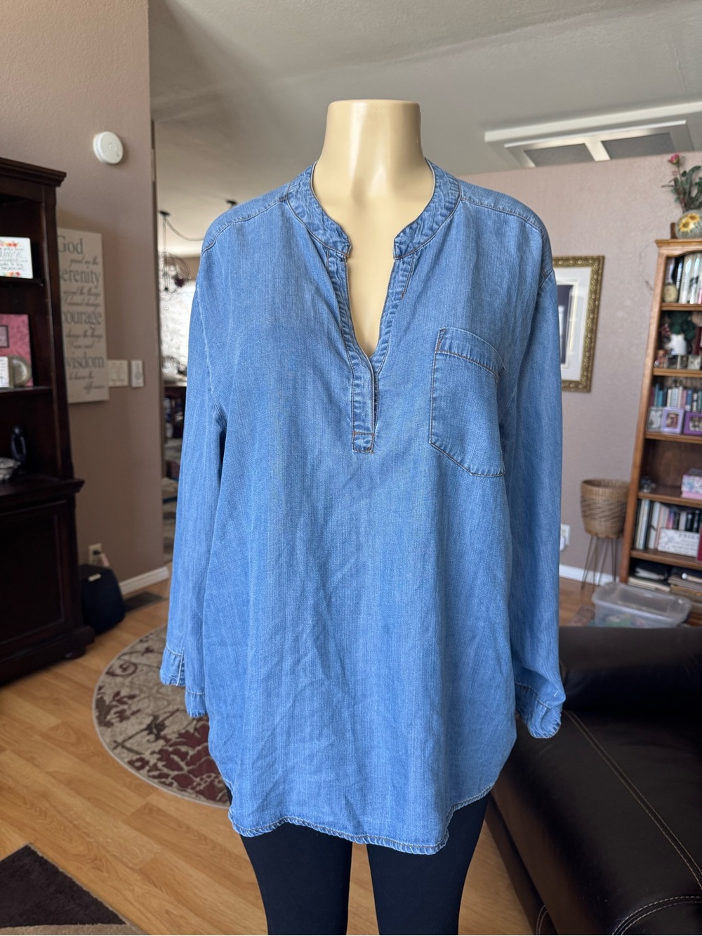 Grand & Greene V-neck light blue denim tunic-size XL